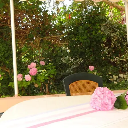 Lejlighedshotel Pansion Filoxenia & 4*