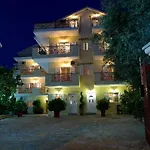 Pansion Filoxenia Apartments&studios Hotel apartamentowy 4*