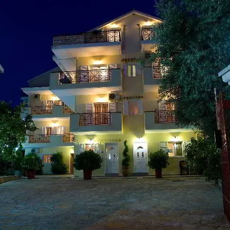 Pansion Filoxenia & Apartmanhotel 4*