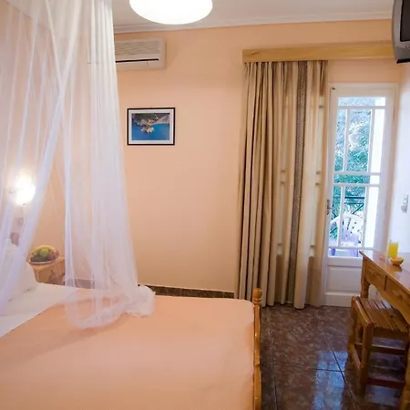 Pansion Filoxenia & Apartmanhotel