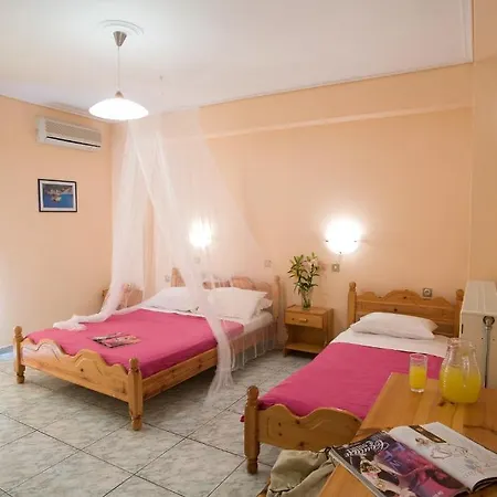 Pansion Filoxenia & 4* Cukaládesz