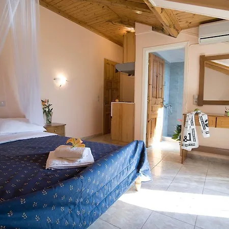 Aparthotel Pansion Filoxenia & 3*